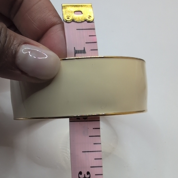 J. Crew Elegant Cream and Gold Bangle - Picture 6 of 6